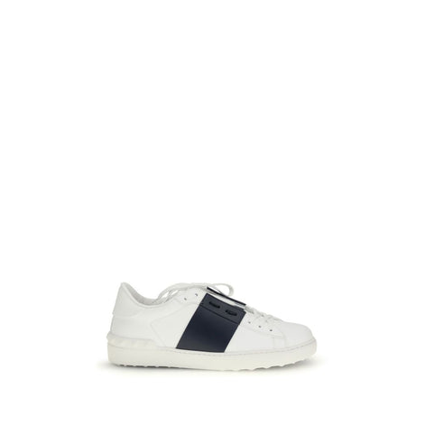 Valentino Garavani Black Calf Leather Bos Taurus Low Top Sneakers Valentino Garavani