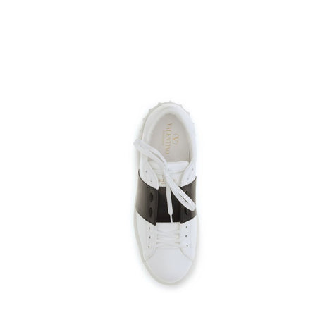 Valentino Garavani Black Calf Leather Bos Taurus Low Top Sneakers Valentino Garavani