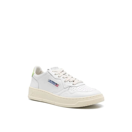 Baskets basses en cuir blanc Autry