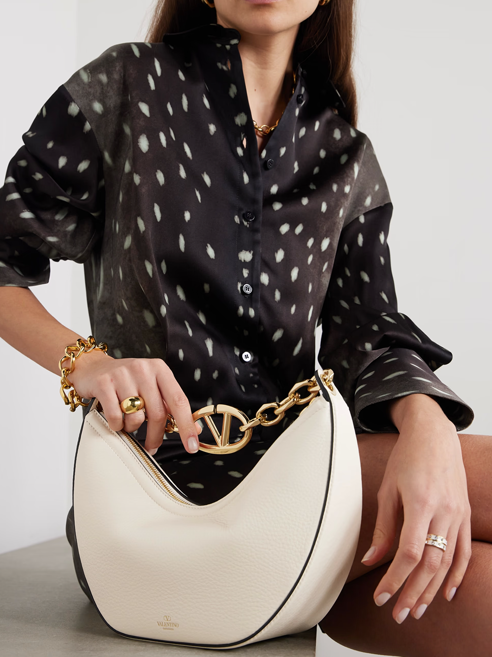 Valentino Garavani Ivory Leather Small Hobo Vlogo Shoulder Bag Valentino Garavani