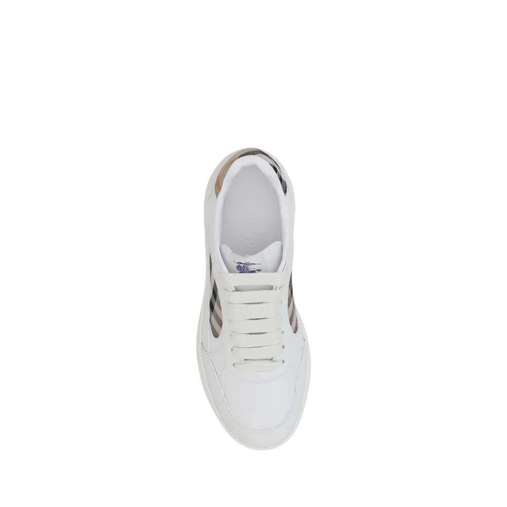 Burberry White Calf Leather Bos Taurus Low Top Sneakers Burberry