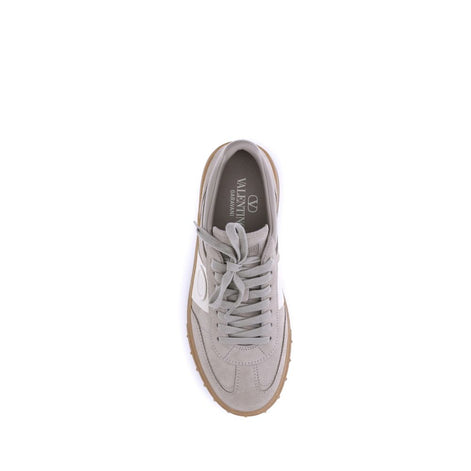 Valentino Garavani Beige Calf Leather Bos Taurus Low Top Sneakers Valentino Garavani