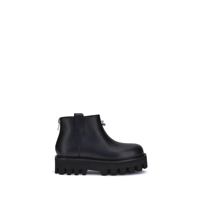Alexander McQueen Black Calf Leather Bos Taurus Ankle Boots Alexander McQueen