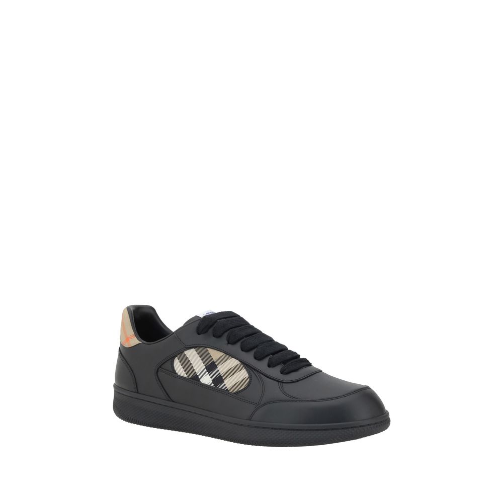 Burberry Black Calf Leather Bos Taurus Low Top Sneakers Burberry